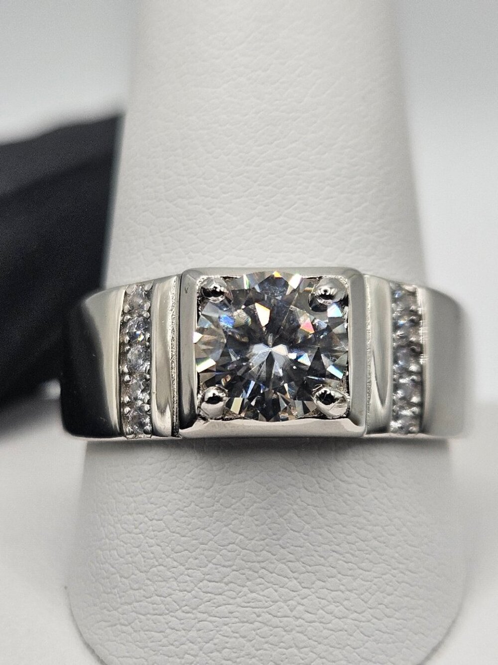 GRA Certified 1.5ct Moissanite Men’s Ring .925 Silver Sz 11